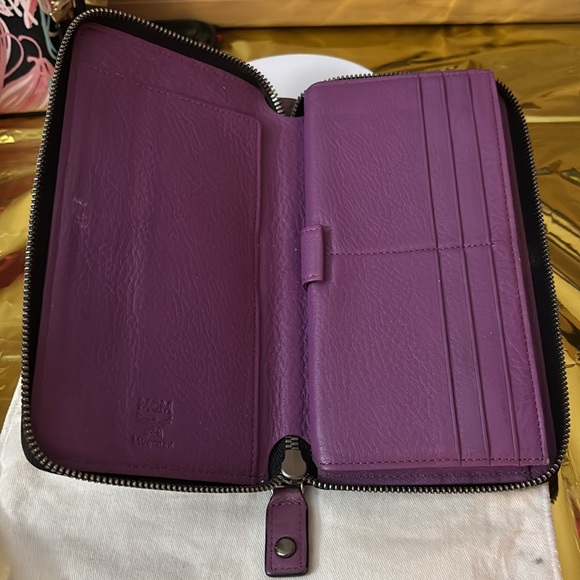 🦄MCM WINNER @THECOMICNERD17 - Picture 14 of 17